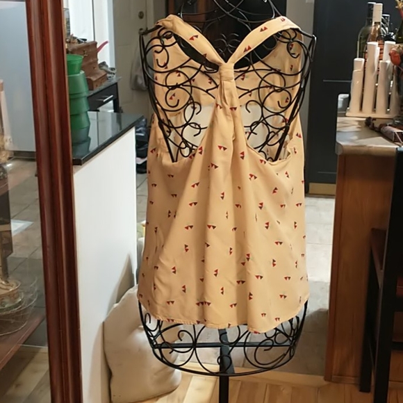 🇨🇦 Gorgeous Cotton Summer Top - Picture 3 of 5